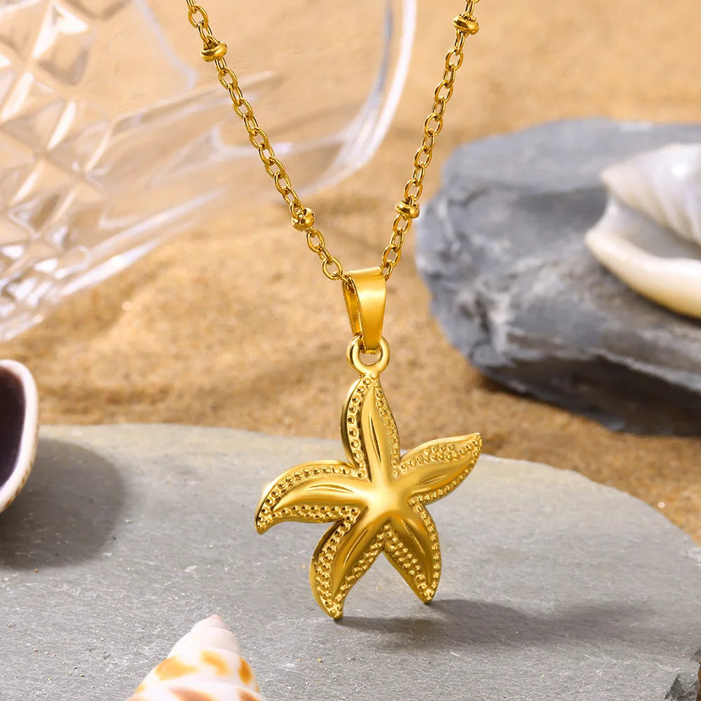 Veloura Oceana Pendant Necklace – Conch Shell Starfish Design