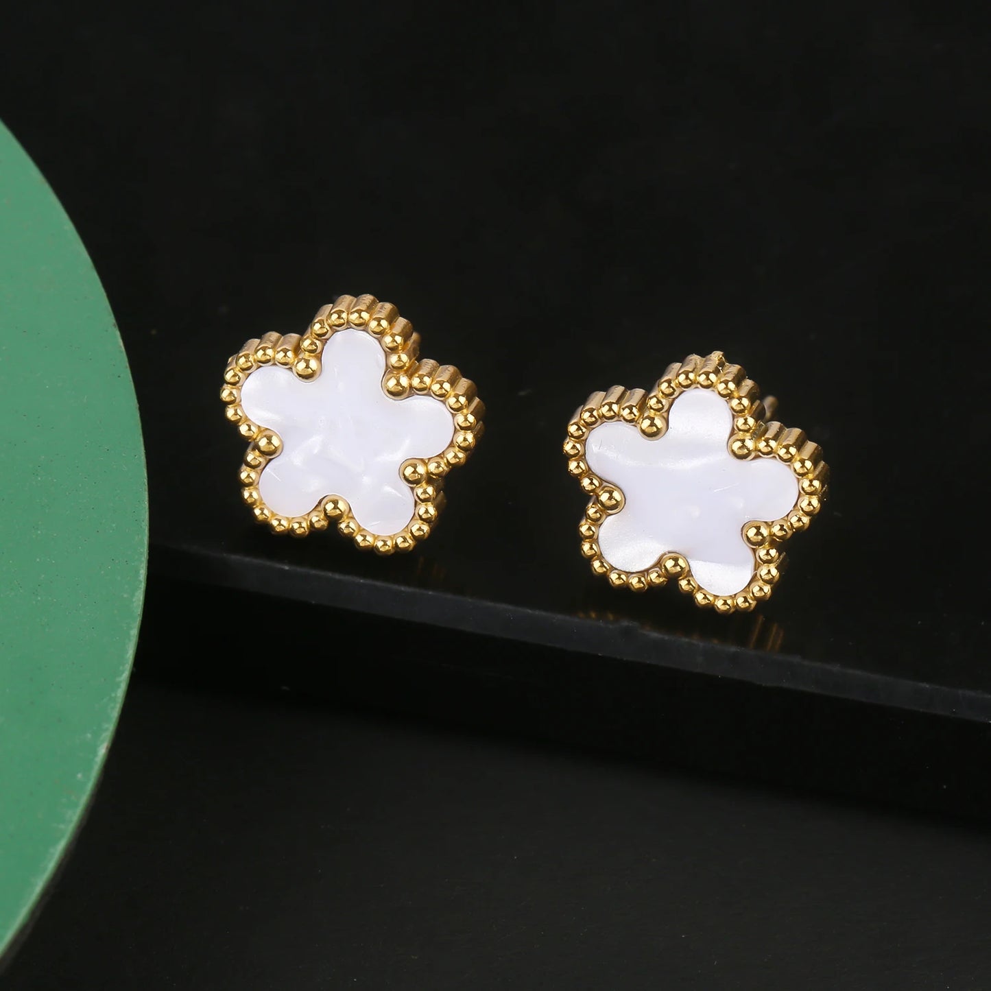 Veloura Laser-Cut Clover Bracelet