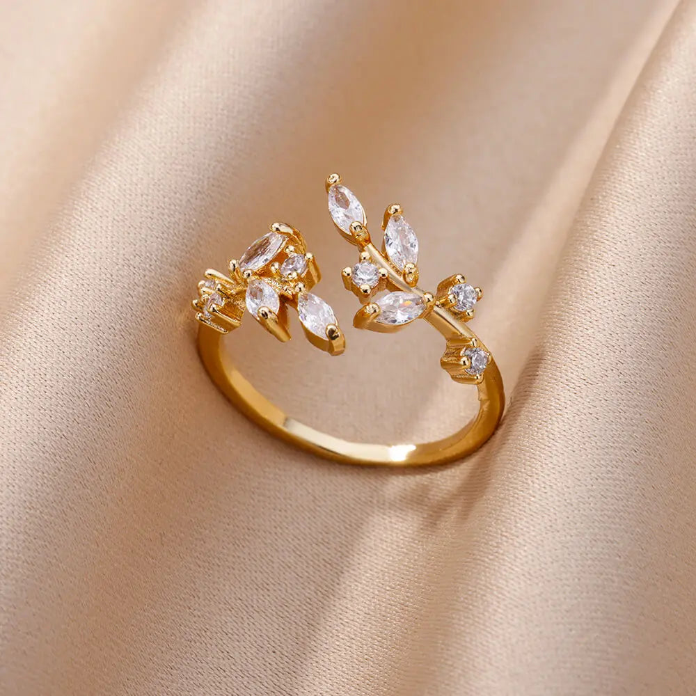 Veloura Arbor Zircon Ring – Gold Color & Tree Branch Leaf Design