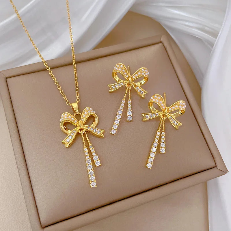 Veloura Fleur Butterfly Set – Flower Bowknot Design