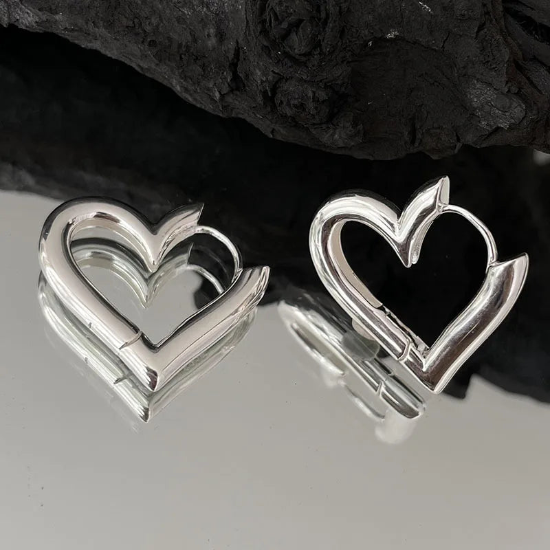 Veloura Vintage Heart Earrings – Sterling Silver Elegance