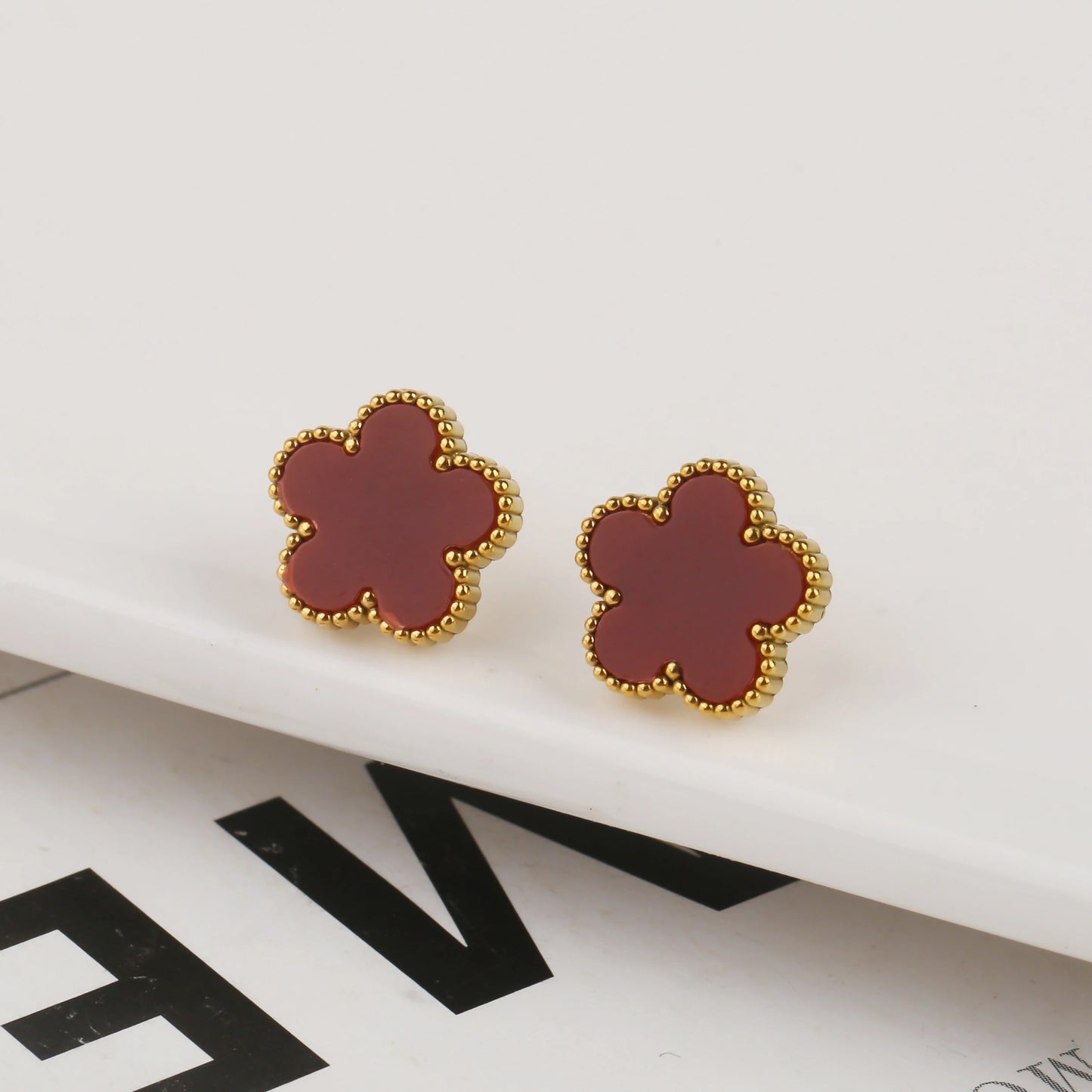 Veloura Blossom Luxury Earrings – Stainless Steel Clover Elegance