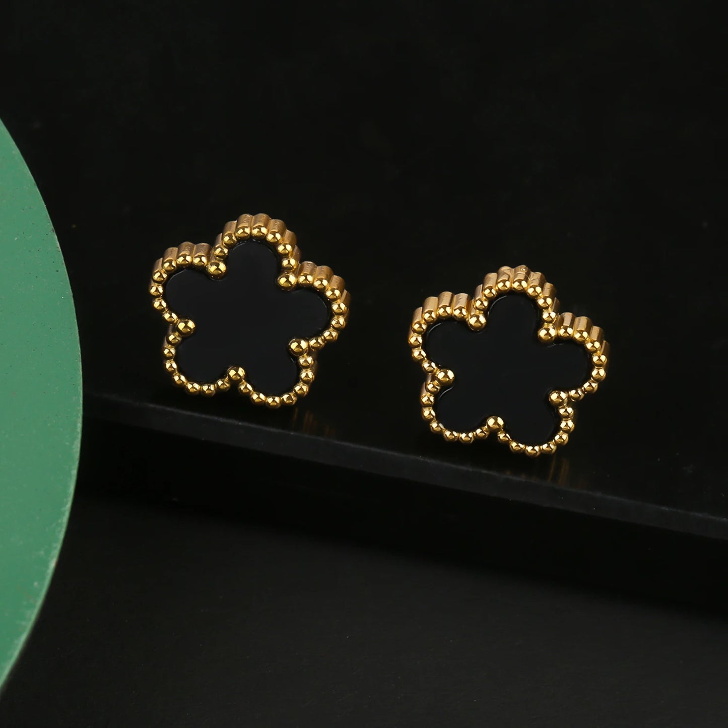 Veloura Laser-Cut Clover Bracelet