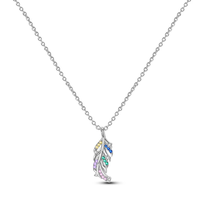 Veloura Firefly Heart Necklace –Luminous Zircon Pendant Design