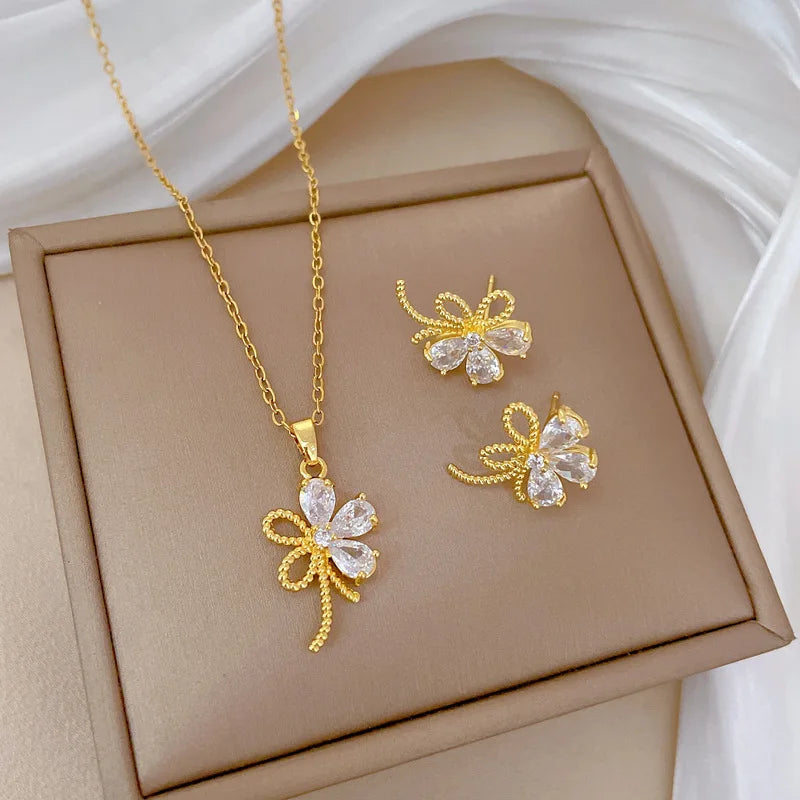 Veloura Fleur Butterfly Set – Flower Bowknot Design