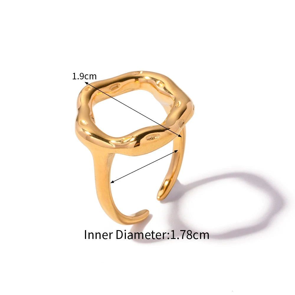 Veloura Geometric Gold Ring – Minimalist Waterproof Jewelry